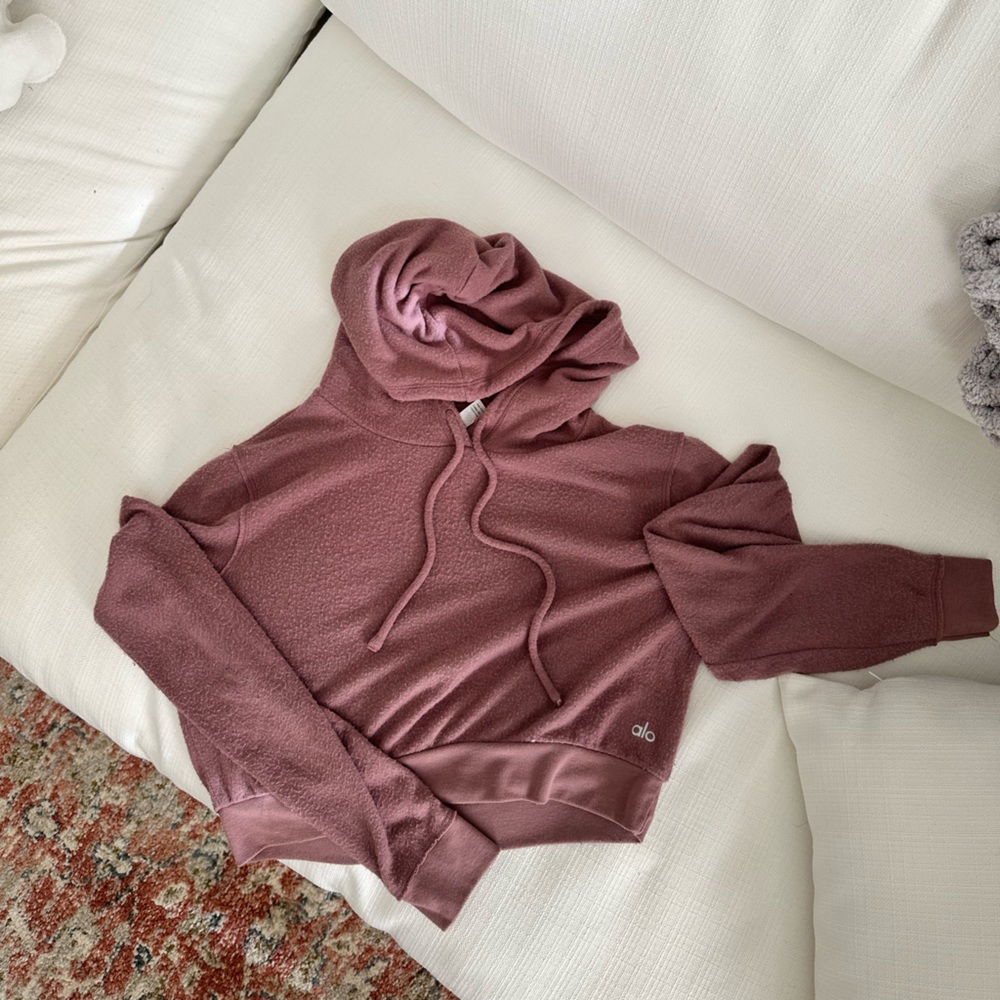 SOLD - Alo Yoga Cropped Hoodie